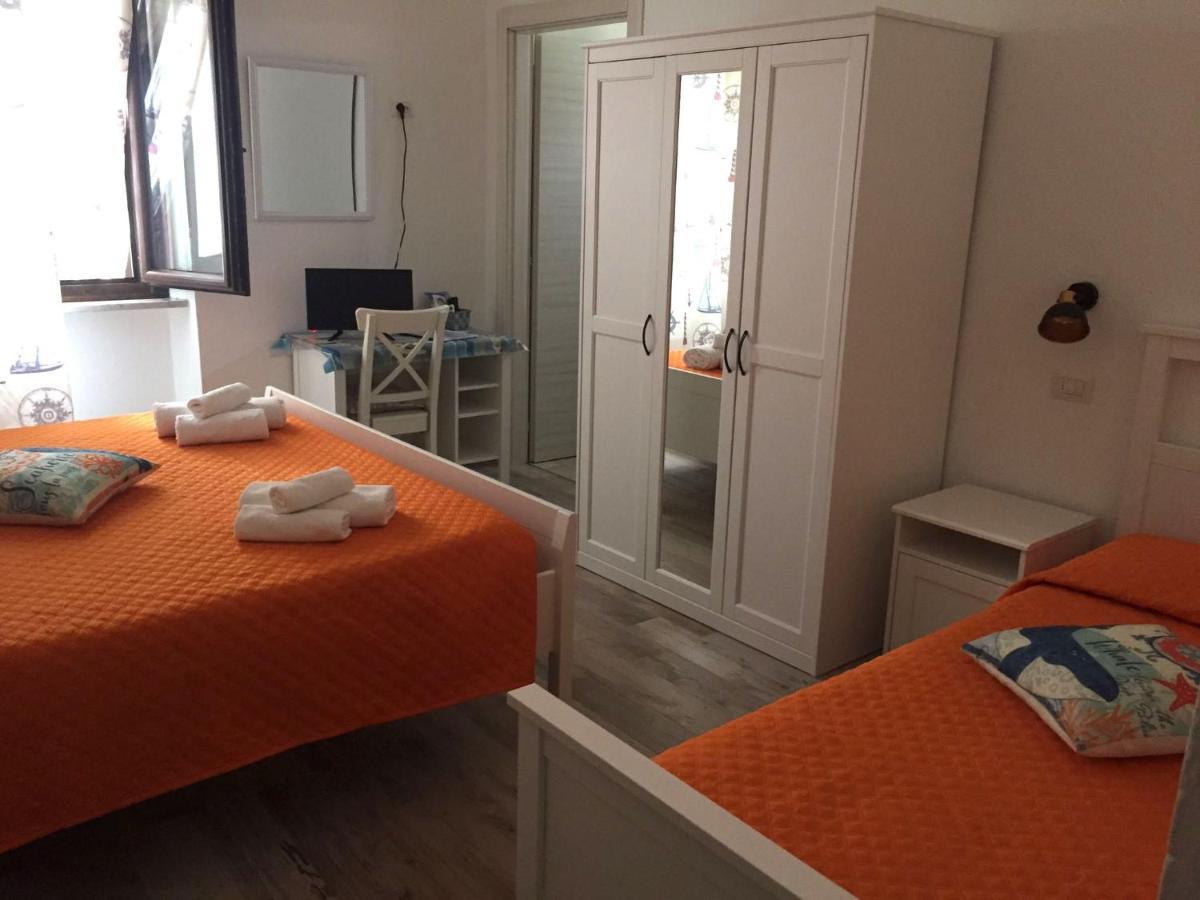 Hotel Da Patrizia à Santa Teresa Gallura Extérieur photo