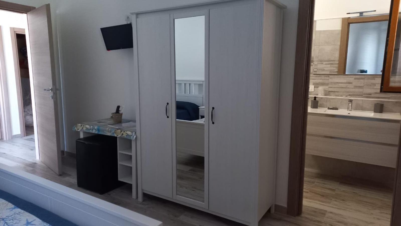 Hotel Da Patrizia à Santa Teresa Gallura Extérieur photo