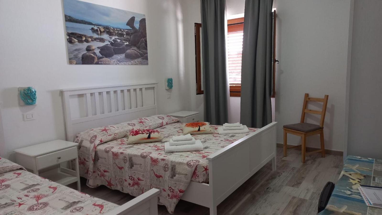 Hotel Da Patrizia à Santa Teresa Gallura Extérieur photo
